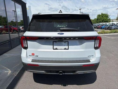 Space White Metallic 2026 Ford Explorer Active