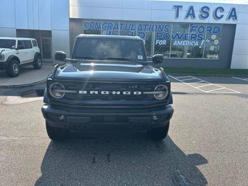 Shadow Black 2026 Ford Bronco Outer Banks