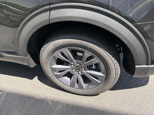 Agate Black Metallic 2026 Ford Explorer Active