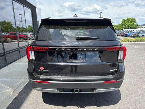 Agate Black Metallic 2026 Ford Explorer Active