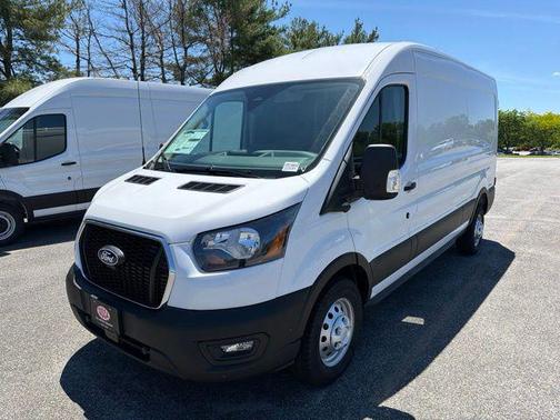 Oxford White 2026 Ford Transit-250 Base