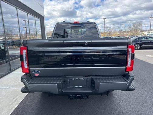 2025 Ford F-350 Platinum