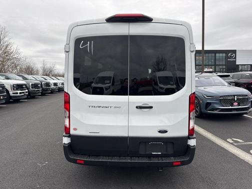2025 Ford Transit-350 XL