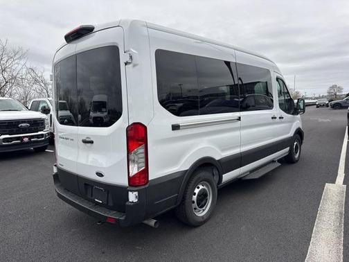 2025 Ford Transit-350 XL