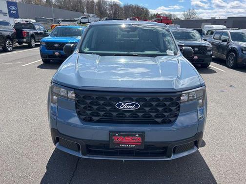 Azure Gray Metallic Tri-Coat 2026 Ford Maverick XLT