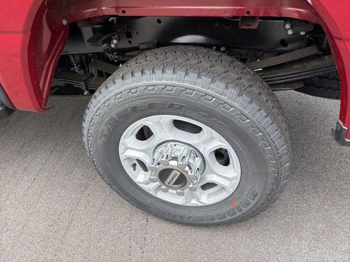 Ruby Red Metallic Tinted Clearcoat 2026 Ford F-350 XLT