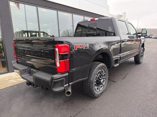 Agate Black Metallic 2026 Ford F-350 Platinum