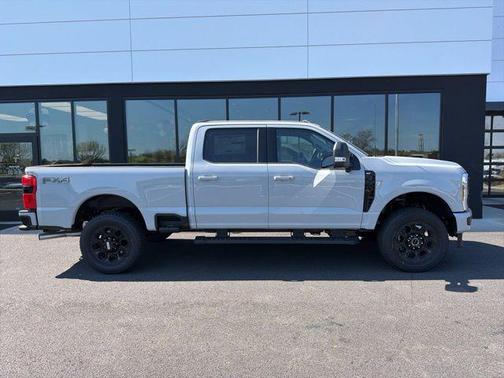 Avalanche 2026 Ford F-250 XLT