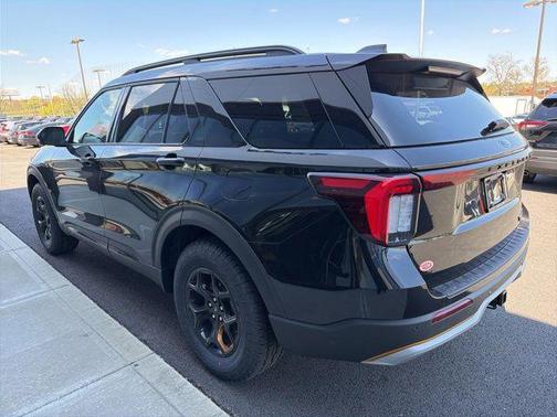 Agate Black Metallic 2026 Ford Explorer Tremor