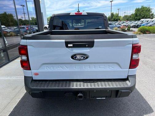 Space White Metallic 2026 Ford Maverick Lariat