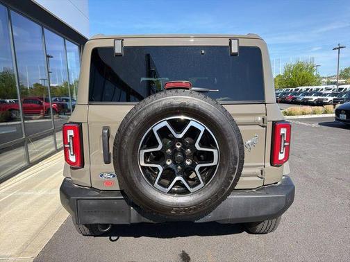 Marsh Gray 2026 Ford Bronco Outer Banks