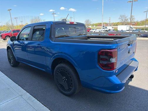 Velocity Blue 2026 Ford Maverick Lobo