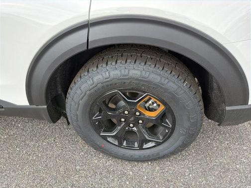 Star White Metallic Tri-Coat 2026 Ford Explorer Tremor