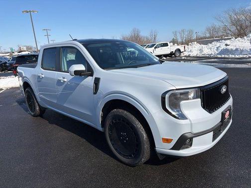 Space White Metallic 2026 Ford Maverick Lobo Standard