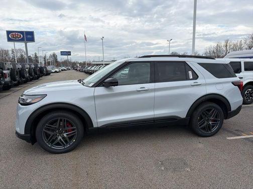 Space White Metallic 2026 Ford Explorer ST