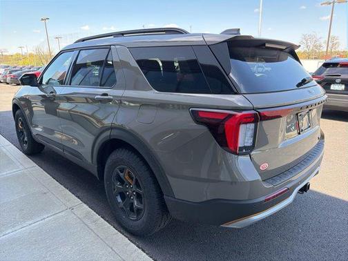 Marsh Gray 2026 Ford Explorer Tremor