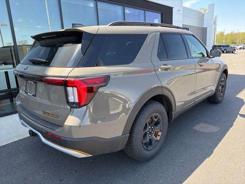 Marsh Gray 2026 Ford Explorer Tremor
