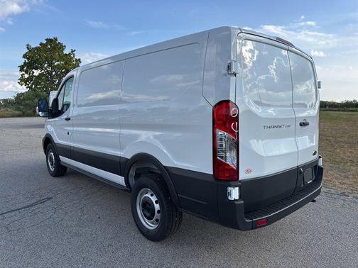 Oxford White 2025 Ford Transit-250 Base