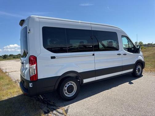2025 Ford Transit-350 XL