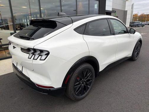 Star White Metallic Tri-Coat 2025 Ford Mustang Mach-E Premium