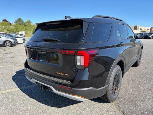 Agate Black Metallic 2026 Ford Explorer Tremor