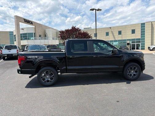 Agate Black Metallic 2026 Ford F-150 STX