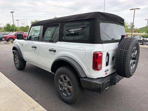 Oxford White 2026 Ford Bronco Big Bend