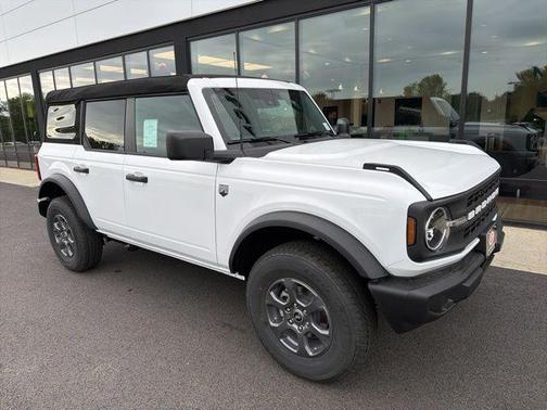Oxford White 2026 Ford Bronco Big Bend