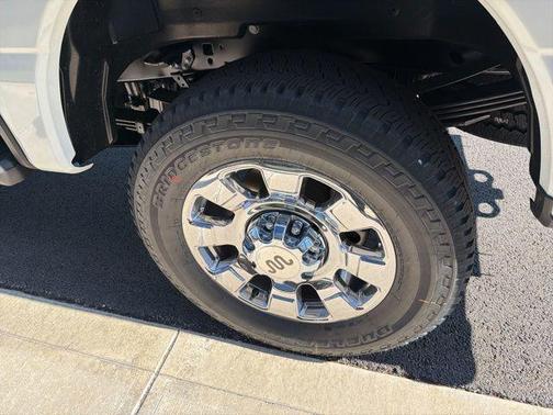 Star White Metallic Tri-Coat 2026 Ford F-350 King Ranch
