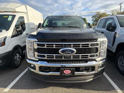 2025 Ford F-450 XL