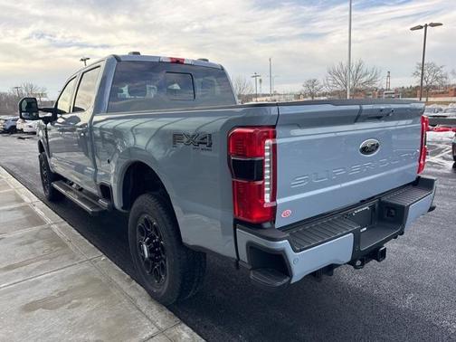 2025 Ford F-350 Lariat