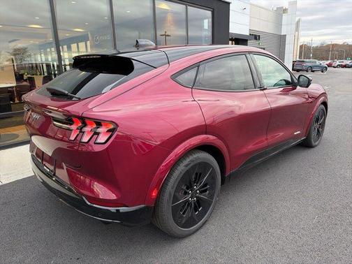 2025 Ford Mustang Mach-E GT