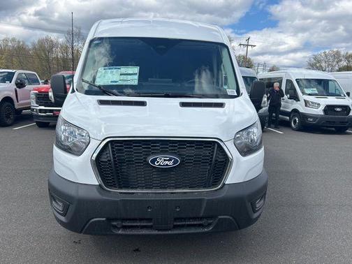 Oxford White 2026 Ford Transit-250 Base