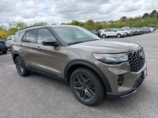 Marsh Gray 2026 Ford Explorer ST-Line