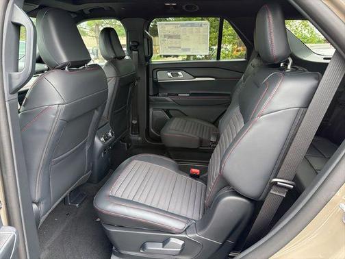 Marsh Gray 2026 Ford Explorer ST-Line