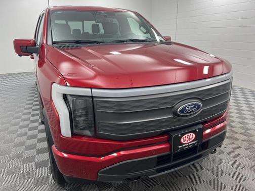 2023 Ford F-150 Lightning LARIAT