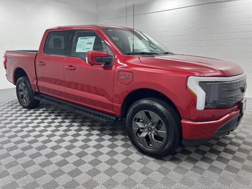 2023 Ford F-150 Lightning LARIAT