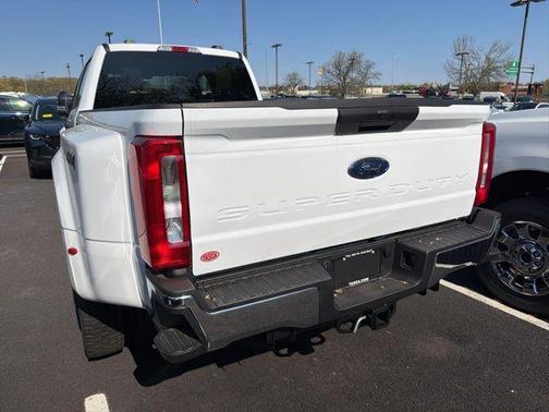 Oxford White 2026 Ford F-450 XL