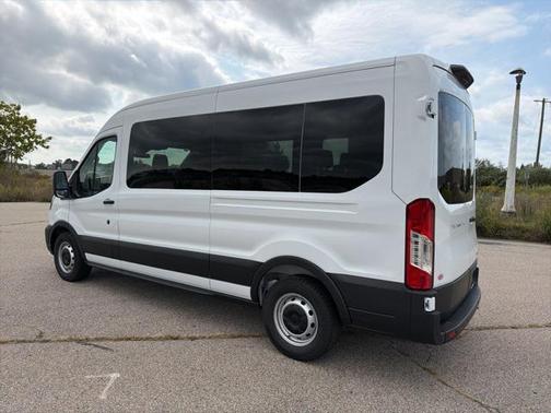 2025 Ford Transit-350 XL