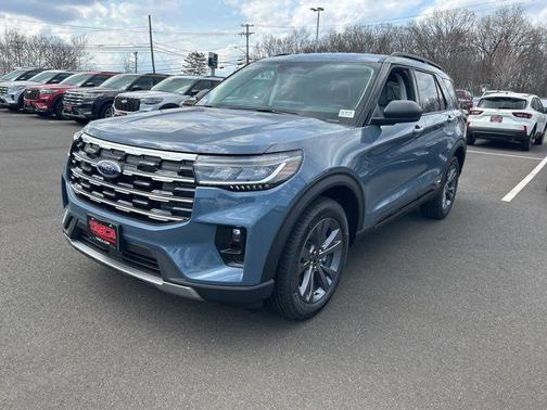 Vapor Blue Metallic 2026 Ford Explorer Active