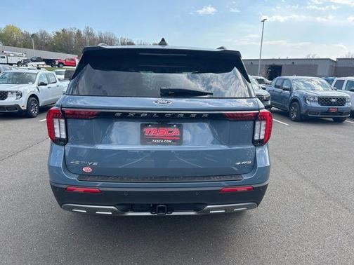 Vapor Blue Metallic 2026 Ford Explorer Active