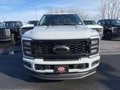 2026 Ford F-350 Lariat