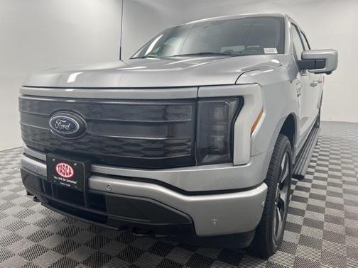 2023 Ford F-150 Lightning Platinum