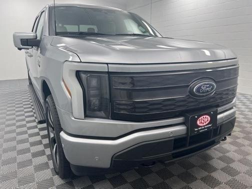 2023 Ford F-150 Lightning Platinum
