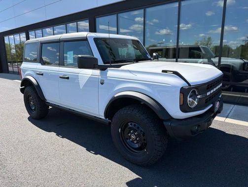 Oxford White 2026 Ford Bronco Big Bend