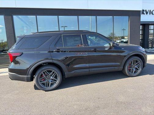 Agate Black Metallic 2026 Ford Explorer ST-Line
