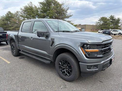 Carbonized Gray Metallic 2026 Ford F-150 XLT