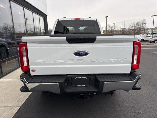 2025 Ford F-350 XLT