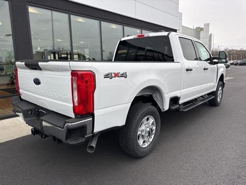 2025 Ford F-350 XLT