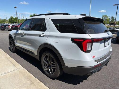 Space White Metallic 2026 Ford Explorer ST